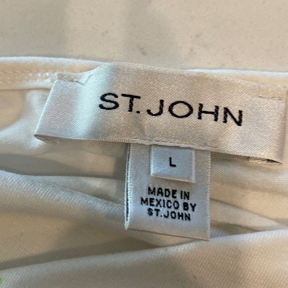 St.John Floral Print White Top Size:L - Picture 6 of 7